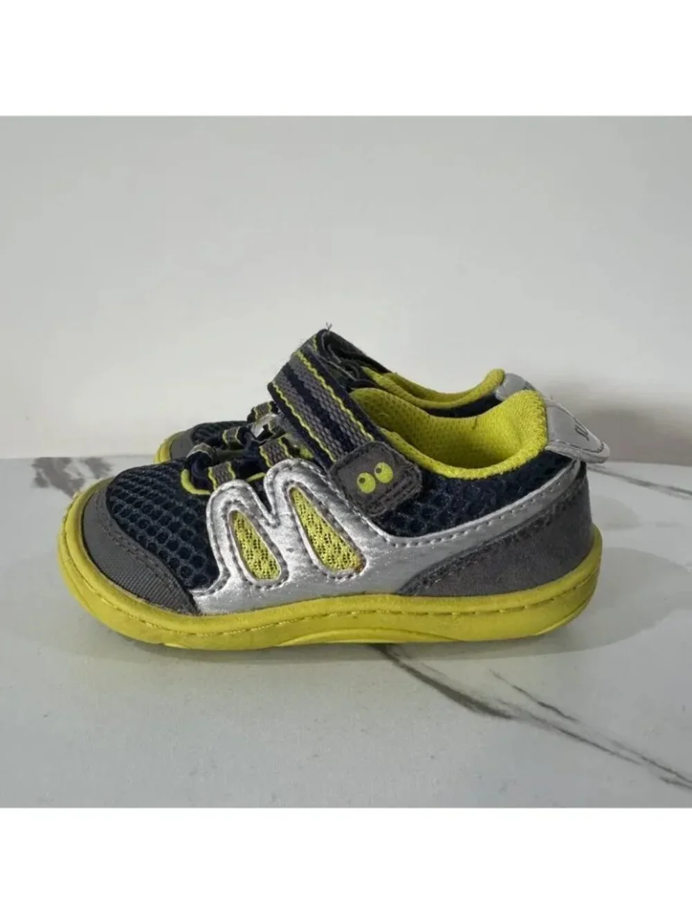 Stride Rite Surprize Navy Blue & Green Aston Sneakers 4